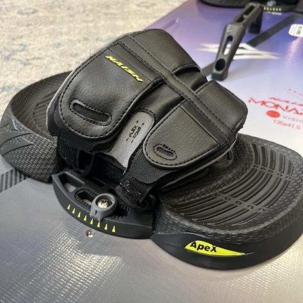 Naish S25 Apex Twin Tip Binding