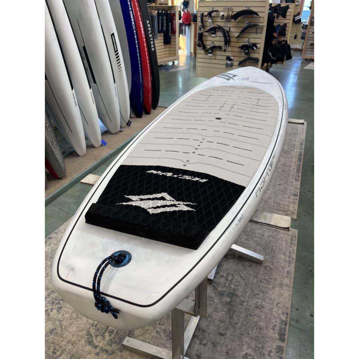 Naish Hover Chimera Mid-Length Demo 50 Liter 2025 Foil Board