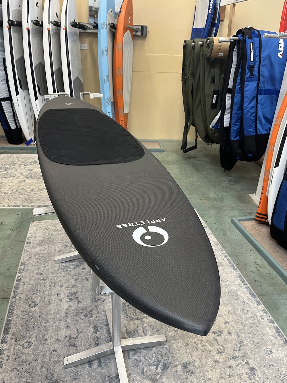 Appletree Skipper Downwind V2 110 Liter Display Board Appletree Skipper Downwind V2 110 Liter Display Board