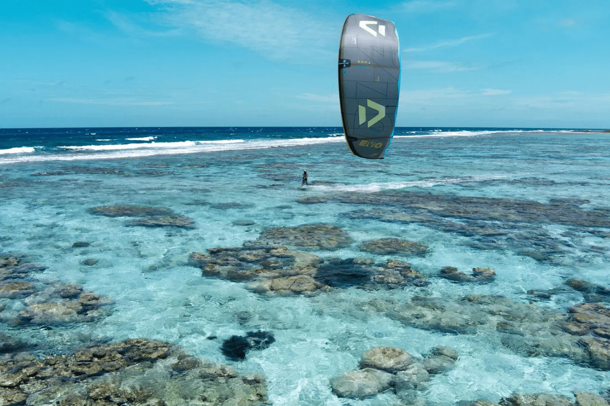 Duotone Evo D/Lab Kiteboarding Kite 2026 Duotone Evo D/Lab Kiteboarding Kite 2026