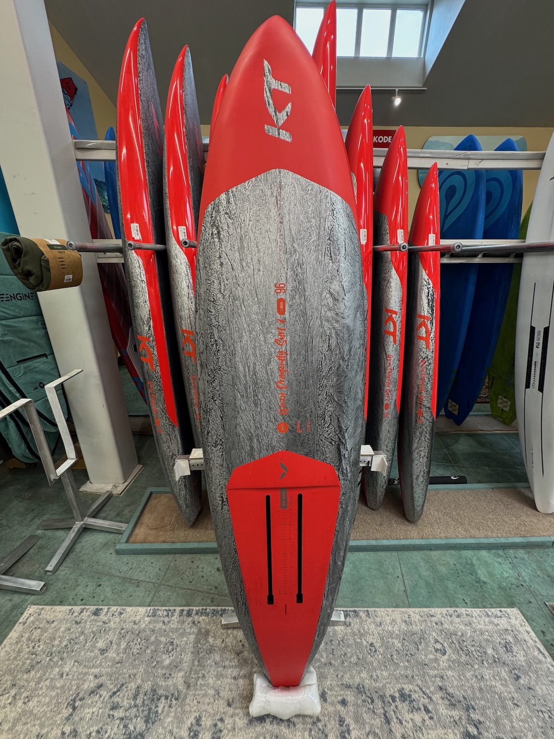 KT Dragonfly Surf 2 96L USED 2025 KT Dragonfly Surf 2 96L USED 2025