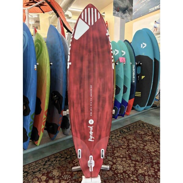 USED Quatro Pyramid Pro 82 2021